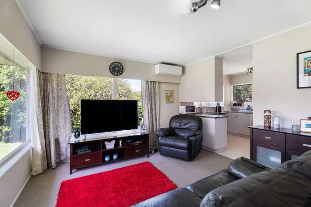 2/16 Kapiti Place Sunnynook_4