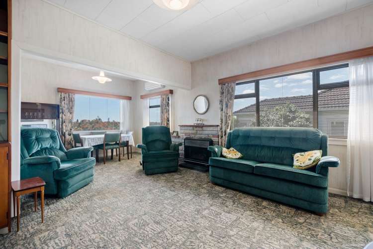 43 Onewa Road Northcote_6