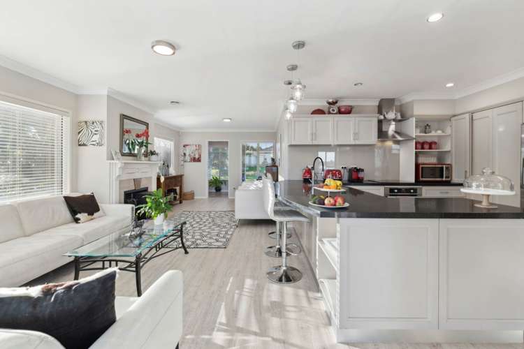 35 St Annes Crescent Wattle Downs_7