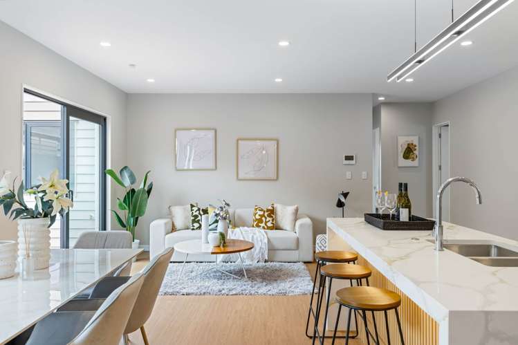 94 Huanui Drive Orewa_11