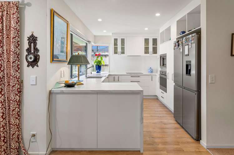 8 Tyree Drive_4