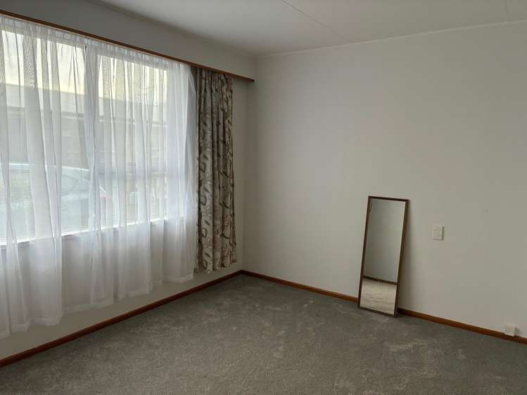 2/12 Chaucer Street Milton_7