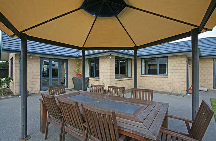 265 Southfield Drive Lincoln_23