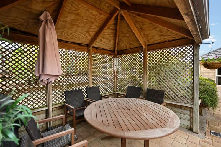 56 Ayrshire Drive Grandview Heights_16