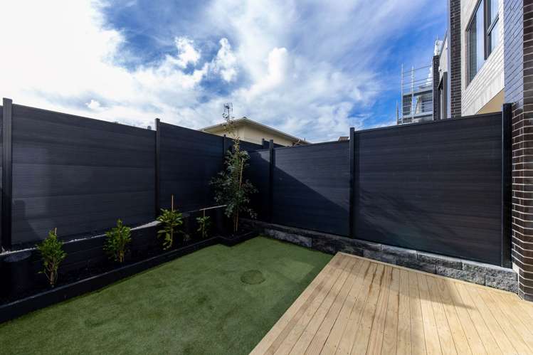 5/6 James Street Bayview_10