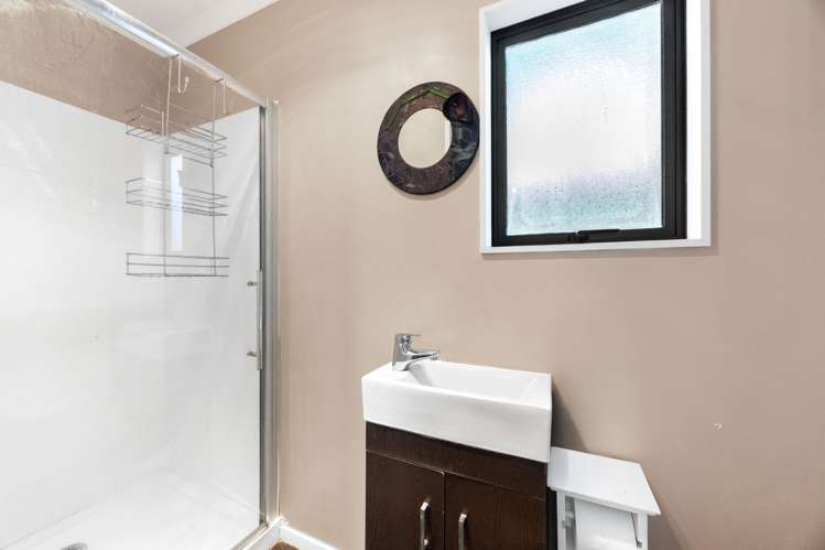 12 Tabitha Crescent Henderson_17