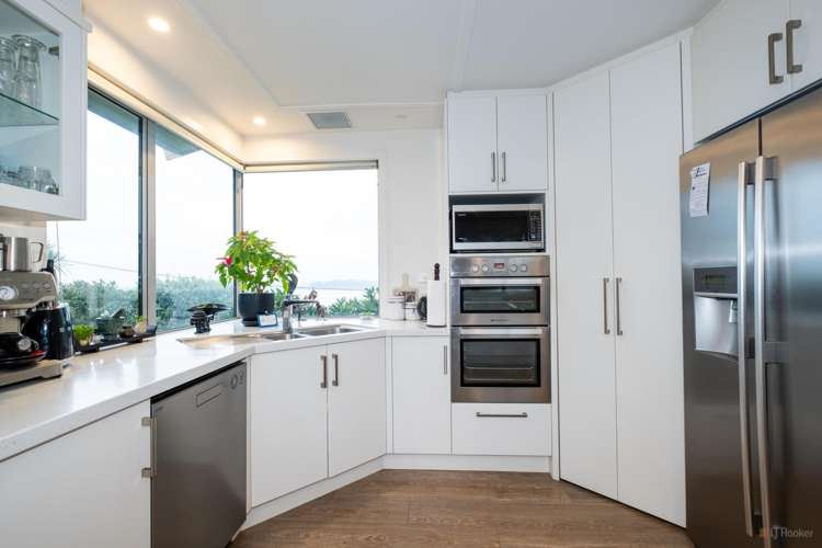 10 Climie Terrace Waimataitai_9