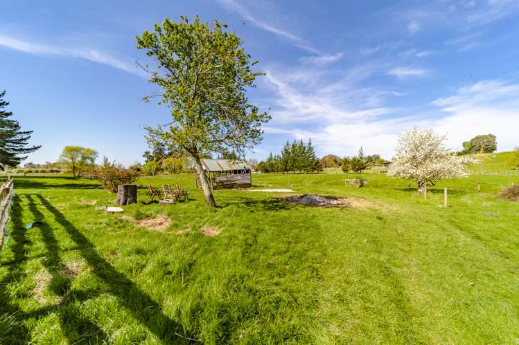 86 Tod Road Otane_23