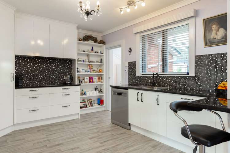 64 Broadway Picton_7