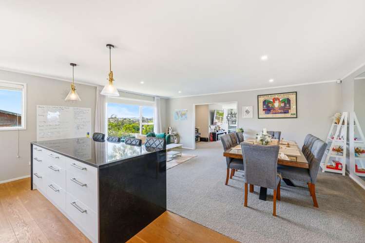 54 Chorley Avenue Massey_51