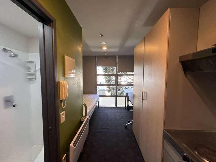 411/133 Beach Road Auckland Central_5