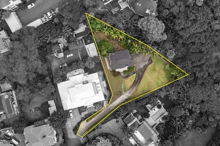 15 Corunna Avenue, in Parnell, was sold by Neil Finn in 2015 for $4.5m. Photo / Supplied