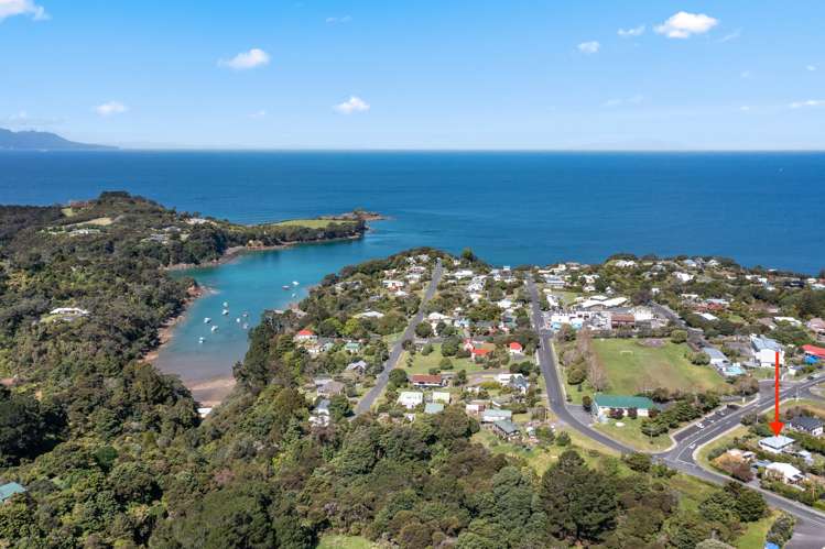 4 Seatoun Avenue Leigh_15