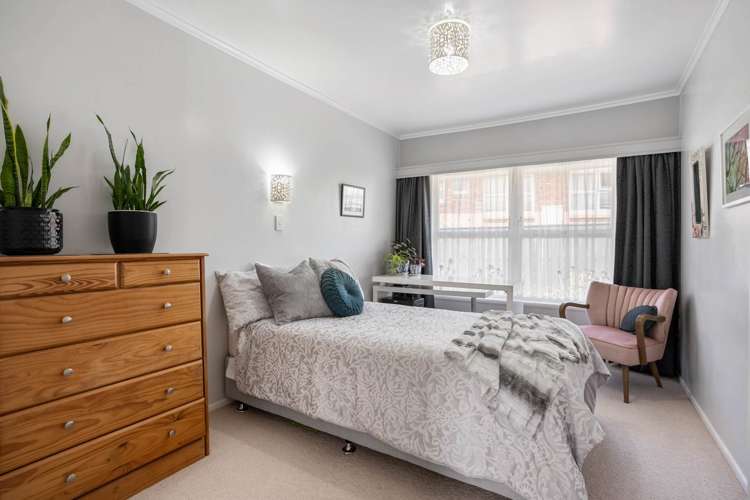 2/10 Liston Street Northcote_5