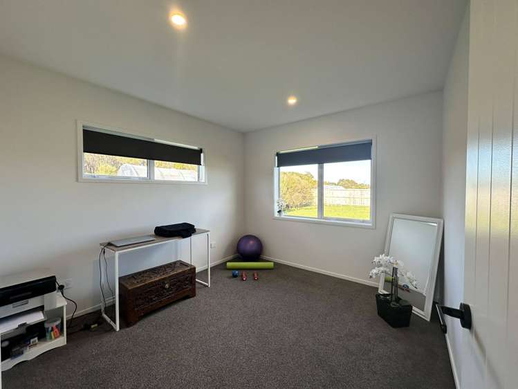 6 Holly Robinson Place Hokitika_10