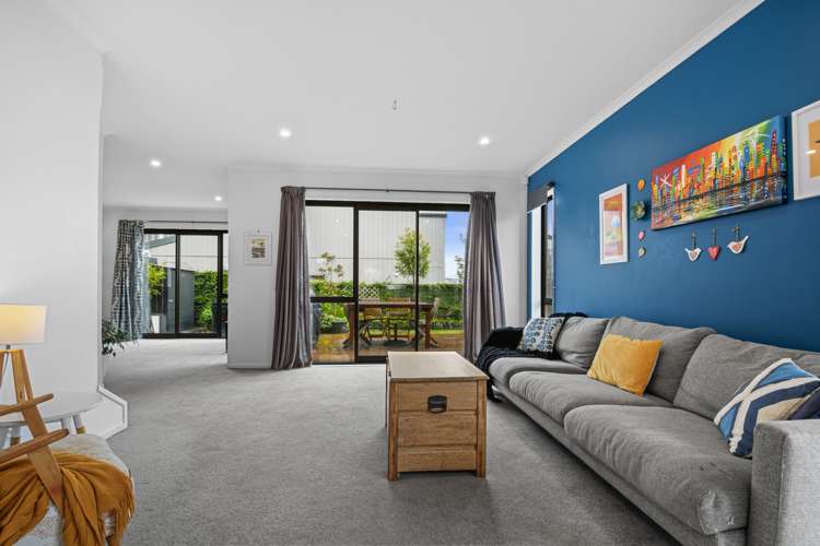 18 Ringa Matau Road Hobsonville_11