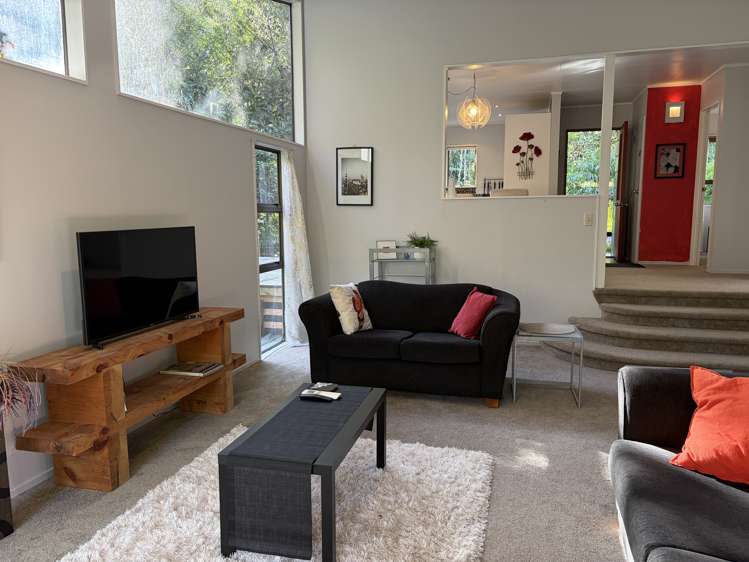 132 Western Hills Drive Kensington_1