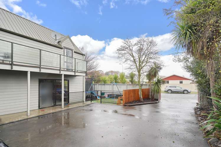 9 Saint Lukes Street Woolston_18