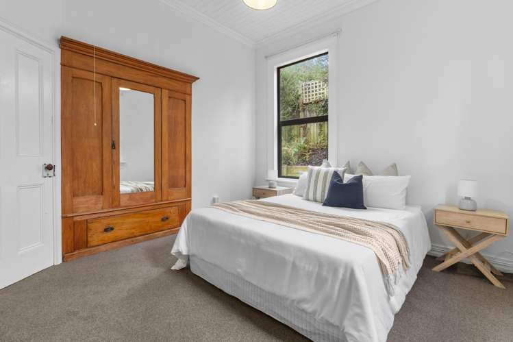 20 Montrose Street North East Valley_16