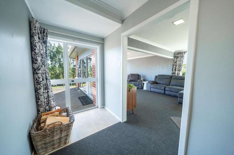 17 Findlay Road Orawia_18