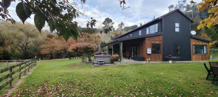 1765 Tutukau Road Kinloch_12