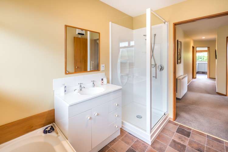 2/55 Roydon Drive Templeton_23