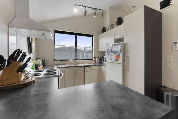 19 Mcleavey Drive Kelvin Grove_5