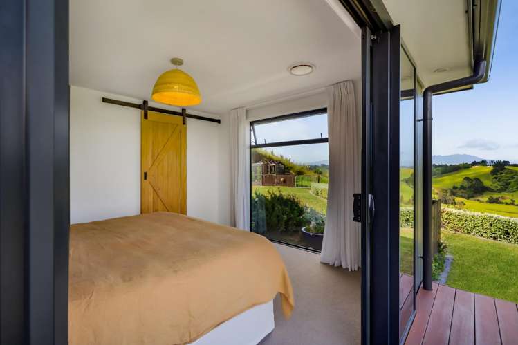 956 Richmond Road Lepperton_17