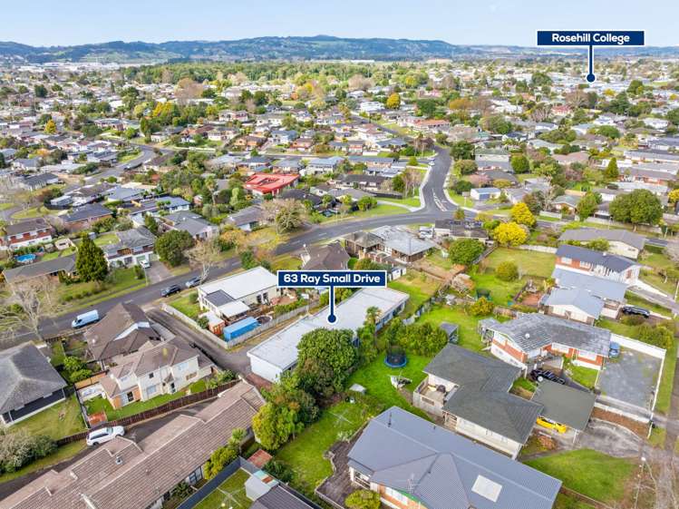 63 Ray Small Drive Papakura_20