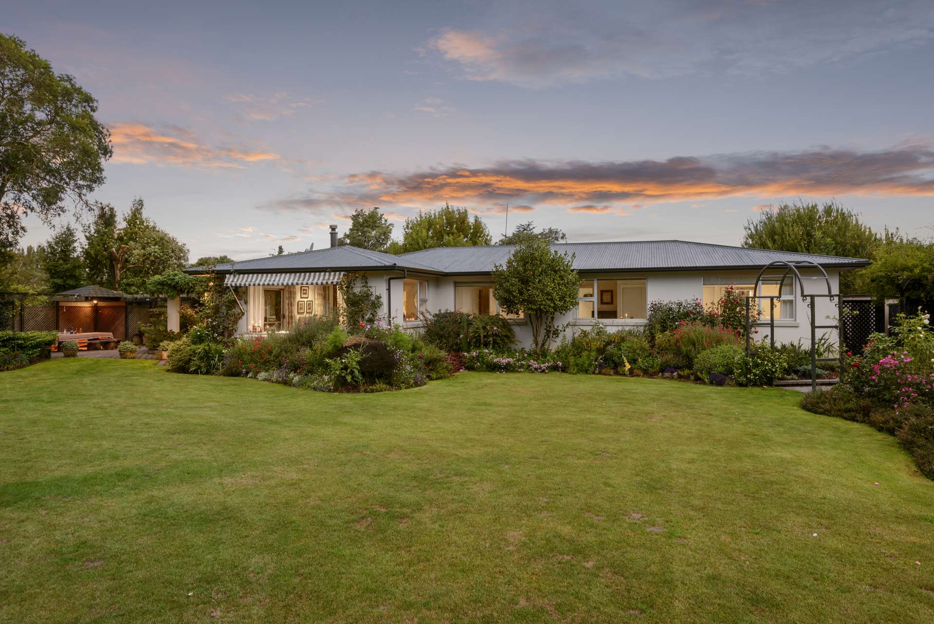 869 - 871 Main North Road Woodend_0