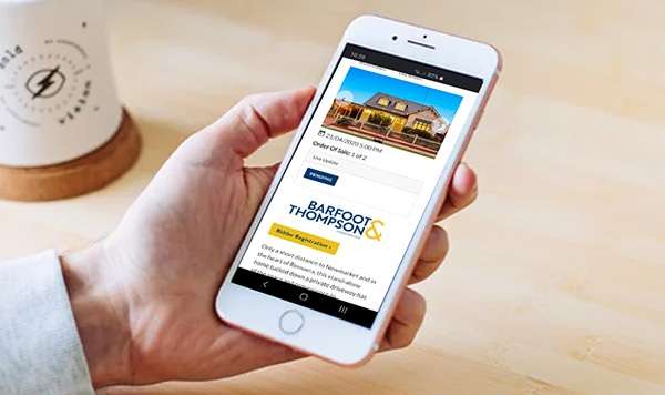 010520spl15e9e3d4301c9f456Barfoot