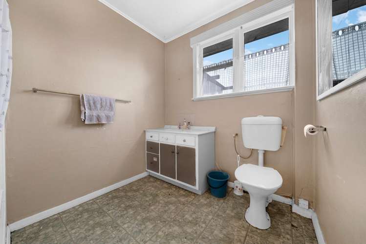 15 Nash Road Mount Roskill_17