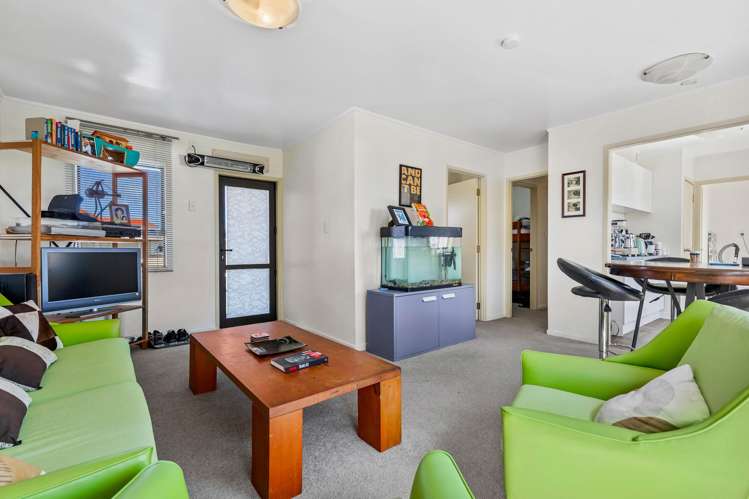 1/13 Paton Avenue Te Atatu South_6