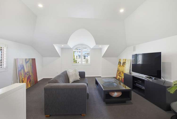 10 Countess Close Maupuia_33