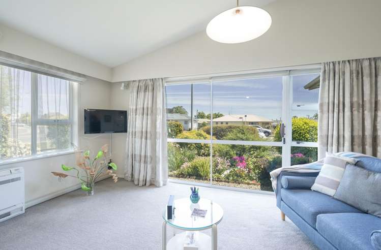 24 Croucher Street Richmond_7