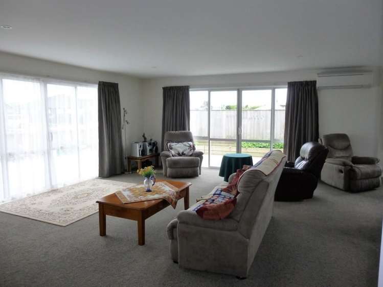 5a Ashley Drive Paroa_8