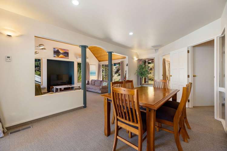 14a Von Place Fernhill/Sunshine Bay_3