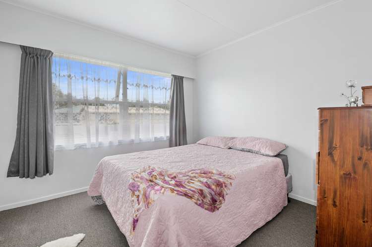 4 Roger Street Pukehangi_7