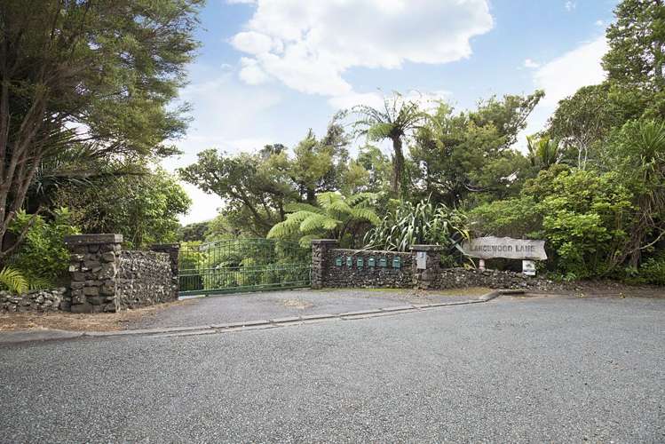 159 Stoney Creek Drive Waitakere_16