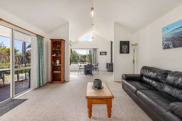 28 Harry Shaw Way Raumati South_1