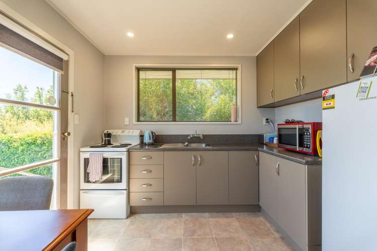 2/257 Wai-iti Road Highfield_9