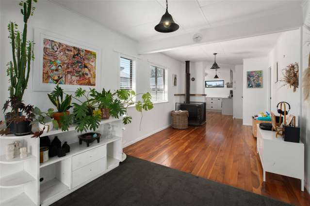 72 The Crescent Waihi Beach_3