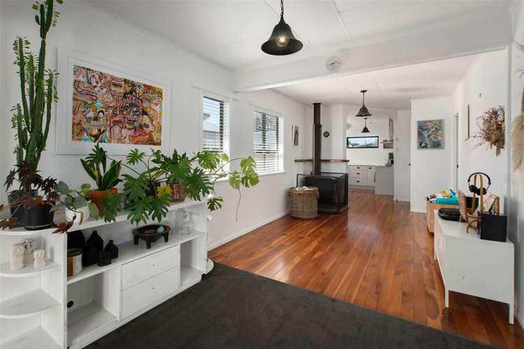 72 The Crescent Waihi Beach_3