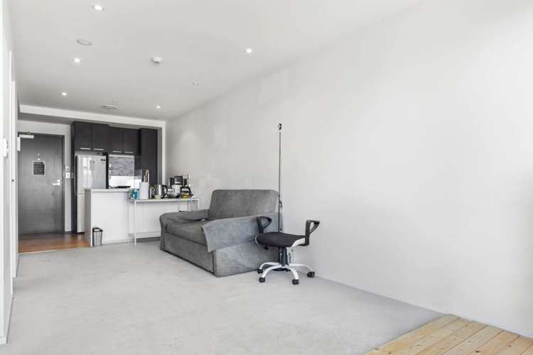 2207/8 Airedale Street_3