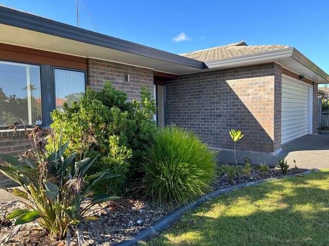 14 Lakeside Drive Orewa_2