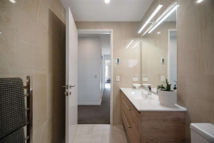 4 and 4A Marsden Place Lower Shotover_14