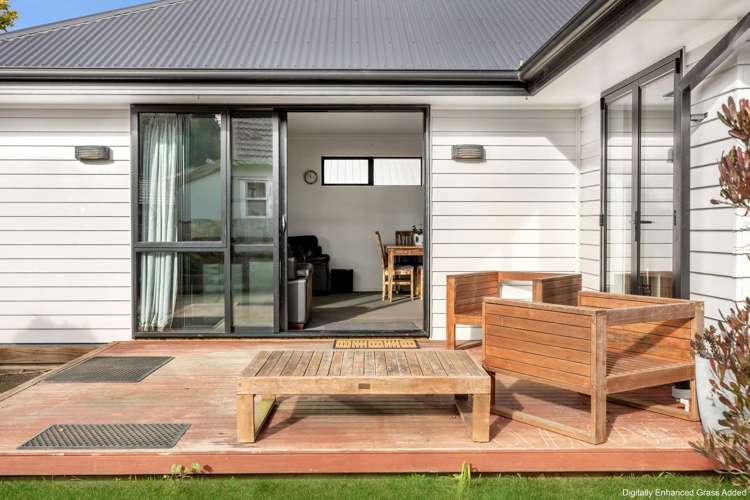64 McGregors Road_4