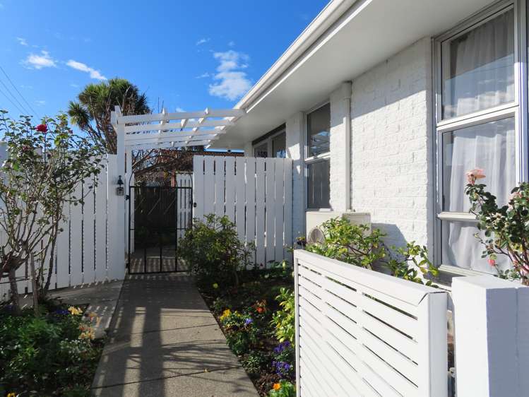 2/50 Selwyn Street Somerfield_8