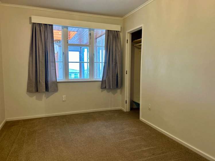 129 East Coast Road Castor Bay_14