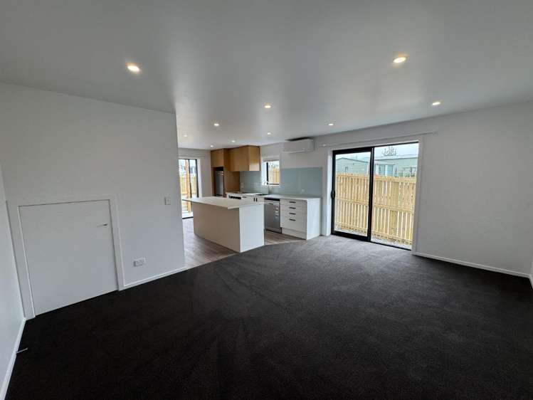 1/12 Willis Street 10446_2